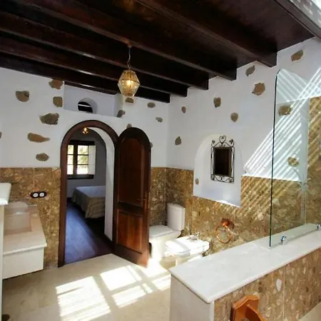 La Crucita - Mala Villa Haría